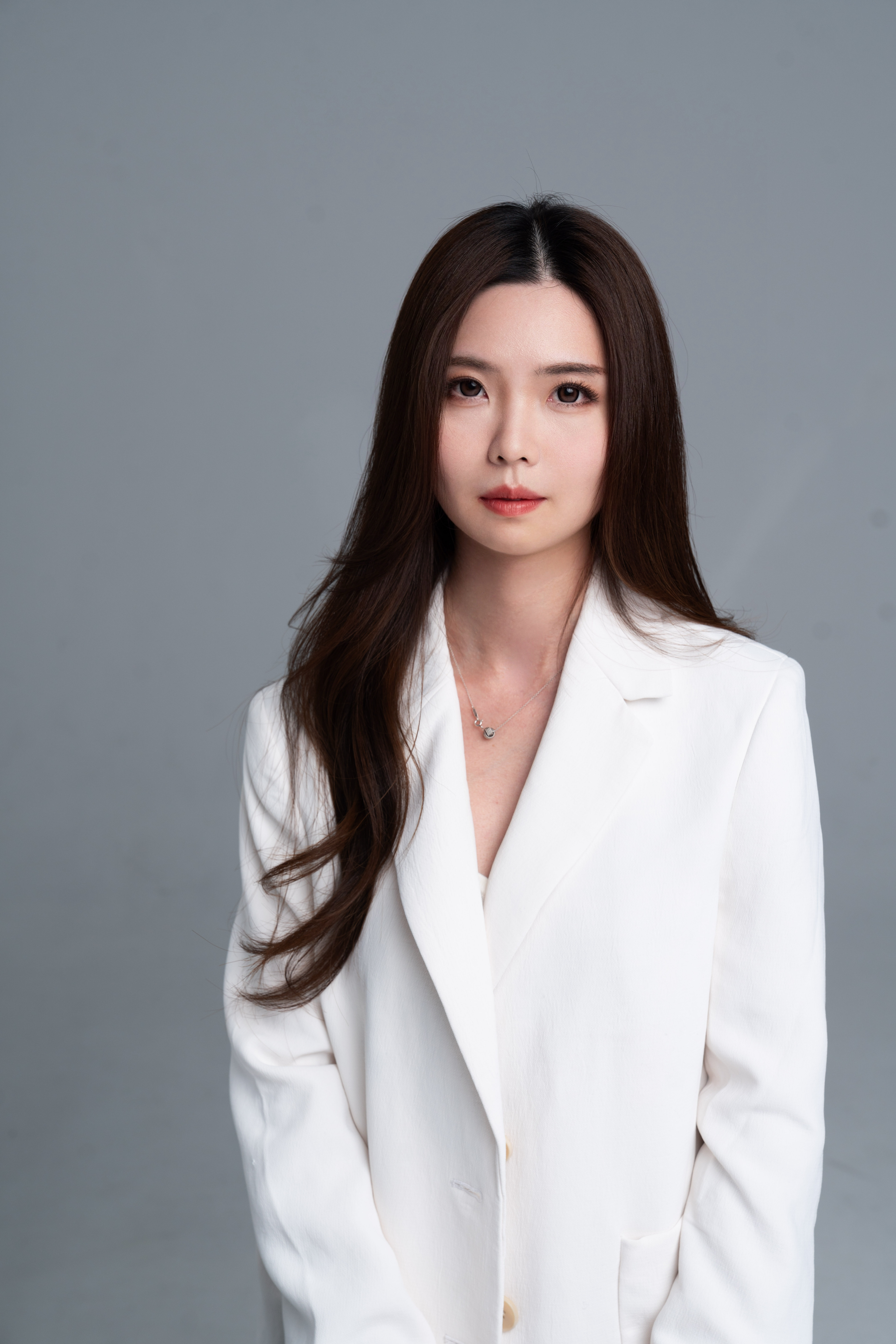 Samantha Tan portrait